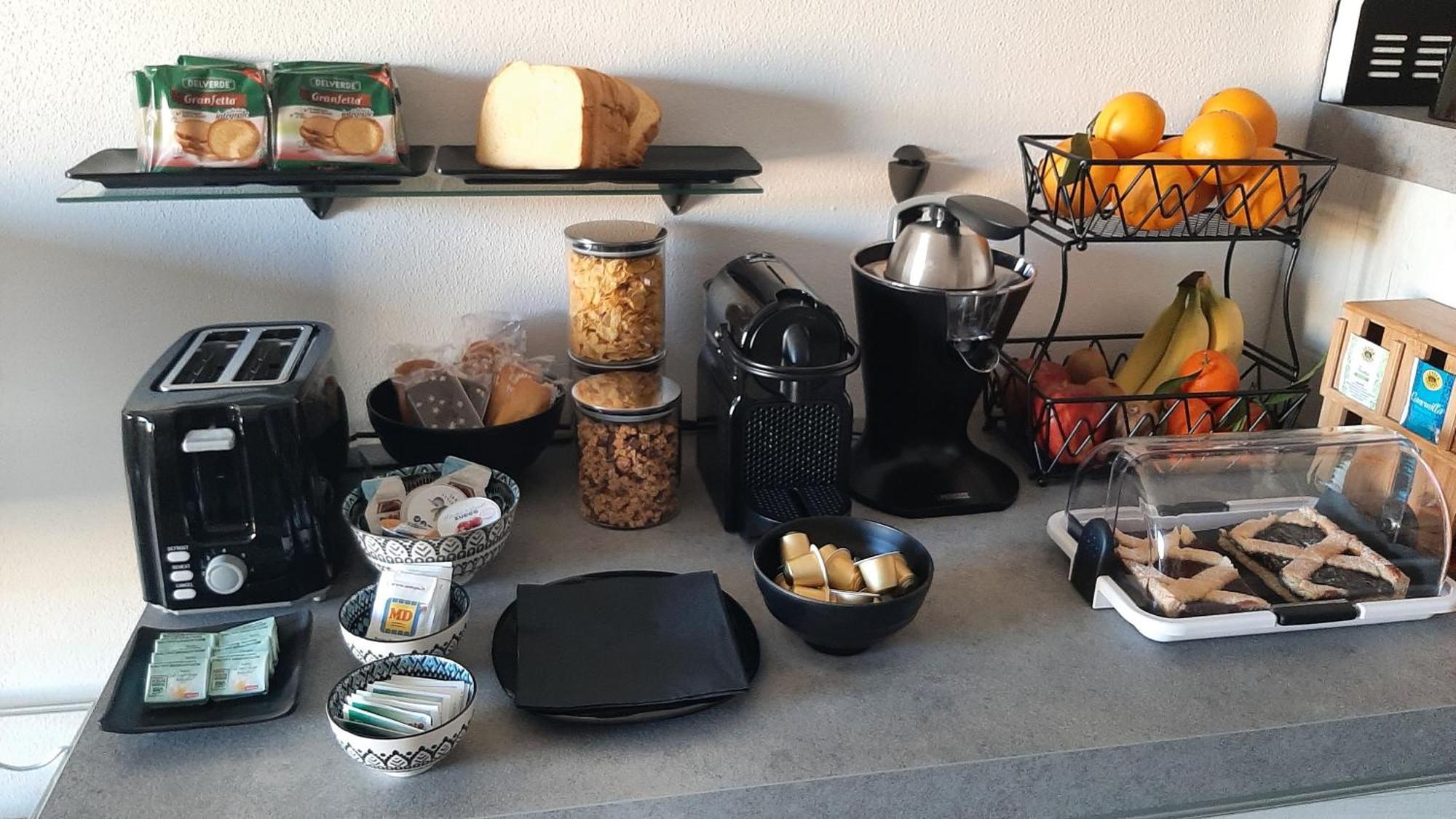 Casa Rosy - Stanza Privata Con Bagno Esclusivo E Parcheggio Gratuito Lejlighed Porto Torres Eksteriør billede